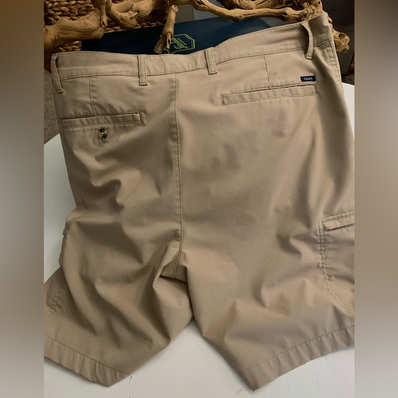 Shorts - Picture 2 of 3